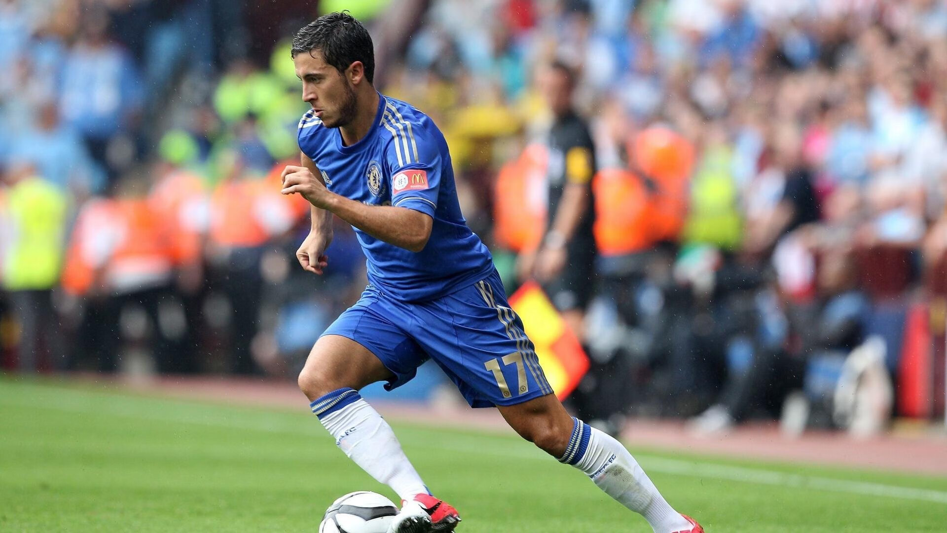 开云综合服务-1.4 亿欧封王！佩德里领跑中场身价榜，巴尔韦德赖斯紧随其后，佩德里踢了多少场